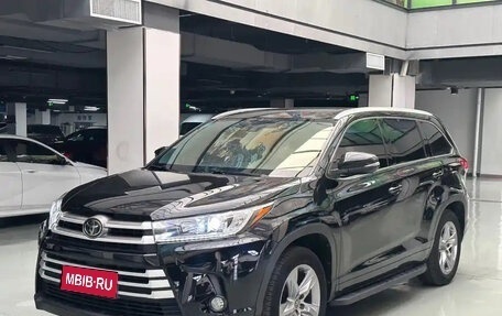 Toyota Highlander III, 2021 год, 2 843 027 рублей, 1 фотография