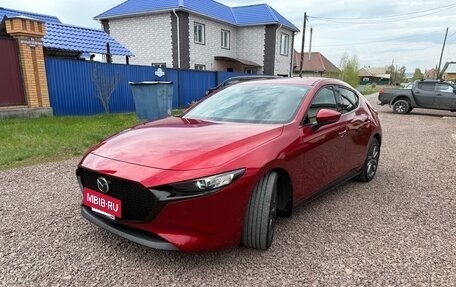 Mazda 3, 2019 год, 1 710 000 рублей, 2 фотография