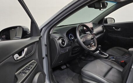 Hyundai Kona I, 2022 год, 1 312 000 рублей, 5 фотография
