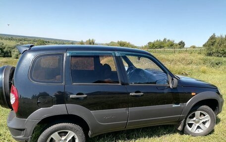 Chevrolet Niva I рестайлинг, 2010 год, 520 000 рублей, 7 фотография