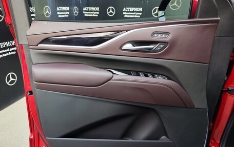 Cadillac Escalade V, 2023 год, 17 800 000 рублей, 13 фотография