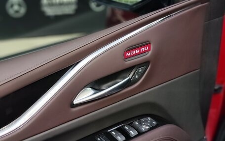 Cadillac Escalade V, 2023 год, 17 800 000 рублей, 14 фотография