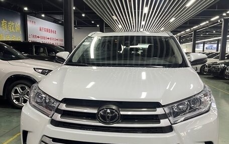Toyota Highlander III, 2021 год, 2 718 030 рублей, 4 фотография
