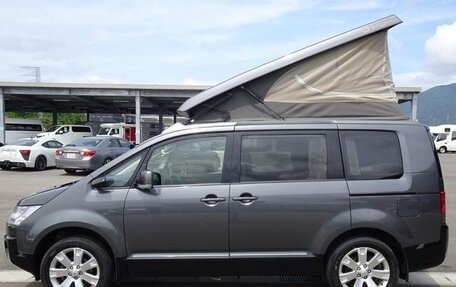 Mitsubishi Delica D:5 I, 2018 год, 2 197 000 рублей, 4 фотография