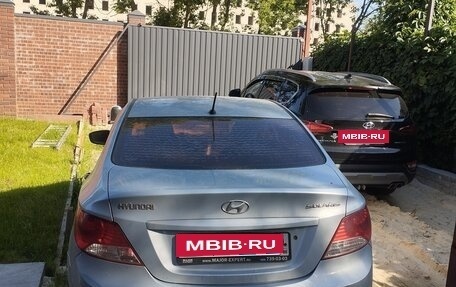 Hyundai Solaris II рестайлинг, 2013 год, 800 000 рублей, 2 фотография