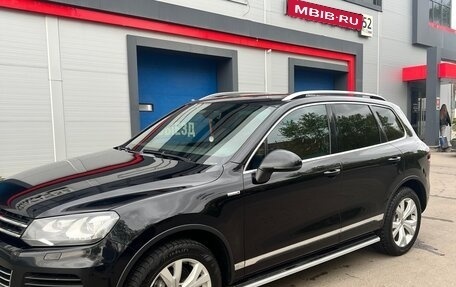 Volkswagen Touareg III, 2014 год, 2 400 000 рублей, 1 фотография