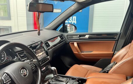 Volkswagen Touareg III, 2014 год, 2 400 000 рублей, 6 фотография