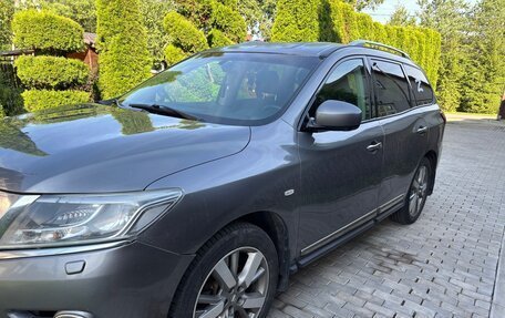 Nissan Pathfinder, 2015 год, 1 099 999 рублей, 3 фотография