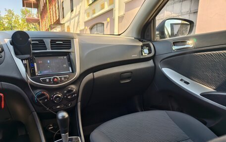 Hyundai Solaris II рестайлинг, 2011 год, 860 000 рублей, 13 фотография