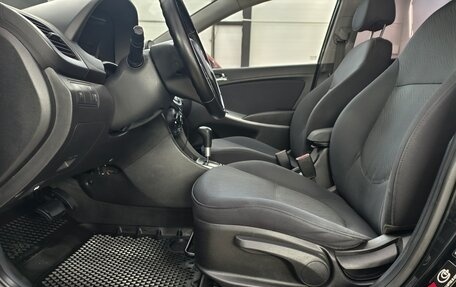 Hyundai Solaris II рестайлинг, 2011 год, 860 000 рублей, 15 фотография