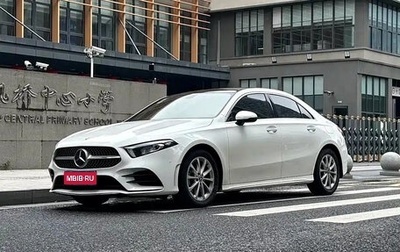 Mercedes-Benz A-Класс, 2021 год, 1 900 000 рублей, 1 фотография