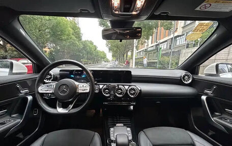 Mercedes-Benz A-Класс, 2021 год, 1 900 000 рублей, 6 фотография