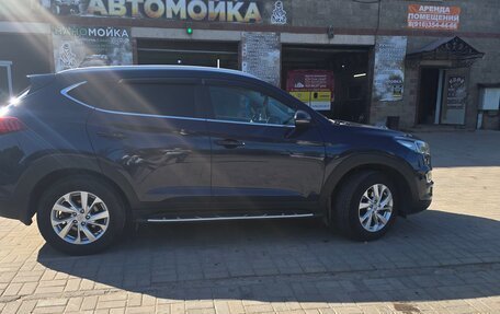 Hyundai Tucson III, 2018 год, 2 110 000 рублей, 4 фотография