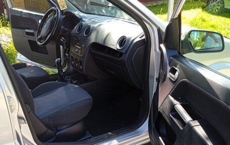 Ford Fusion I, 2006 год, 620 000 рублей, 4 фотография