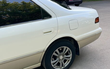 Toyota Camry, 1998 год, 550 000 рублей, 8 фотография