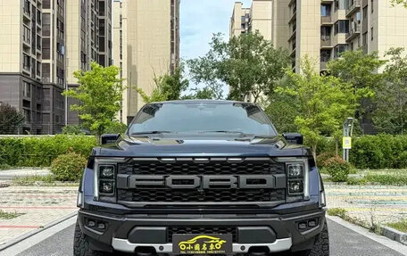 Ford F-150, 2023 год, 9 100 001 рублей, 2 фотография