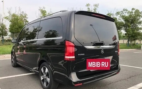 Mercedes-Benz V-Класс, 2022 год, 7 000 011 рублей, 13 фотография