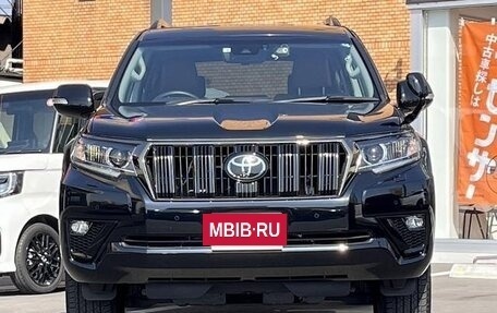 Toyota Land Cruiser Prado 150 рестайлинг 2, 2022 год, 6 500 334 рублей, 3 фотография