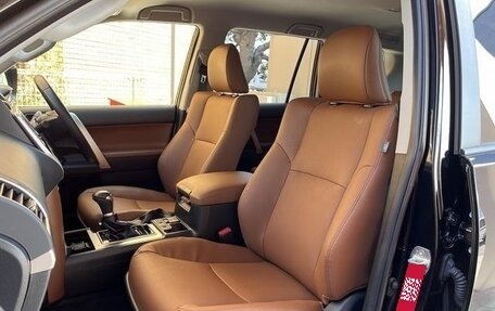 Toyota Land Cruiser Prado 150 рестайлинг 2, 2022 год, 6 500 334 рублей, 17 фотография