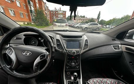 Hyundai Elantra V, 2014 год, 950 000 рублей, 3 фотография