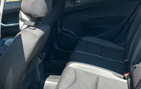 Peugeot 408 I рестайлинг, 2015 год, 650 000 рублей, 16 фотография