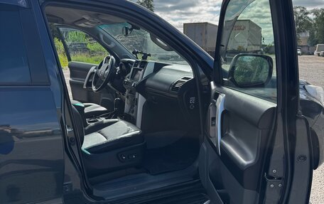 Toyota Land Cruiser Prado 150 рестайлинг 2, 2013 год, 3 950 000 рублей, 7 фотография