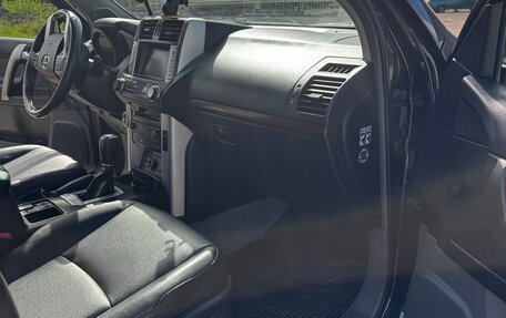 Toyota Land Cruiser Prado 150 рестайлинг 2, 2013 год, 3 950 000 рублей, 8 фотография