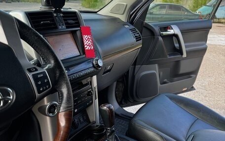 Toyota Land Cruiser Prado 150 рестайлинг 2, 2013 год, 3 950 000 рублей, 5 фотография