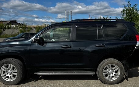 Toyota Land Cruiser Prado 150 рестайлинг 2, 2013 год, 3 950 000 рублей, 14 фотография
