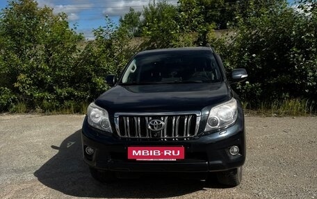 Toyota Land Cruiser Prado 150 рестайлинг 2, 2013 год, 3 950 000 рублей, 17 фотография