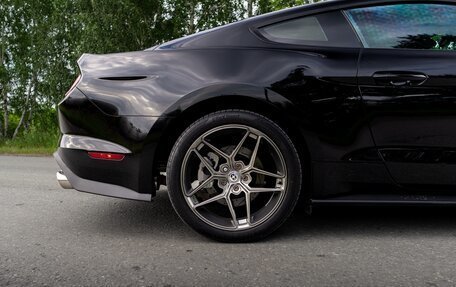 Ford Mustang VI рестайлинг, 2022 год, 4 280 000 рублей, 6 фотография