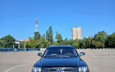 Volkswagen Touareg III, 2006 год, 950 000 рублей, 3 фотография