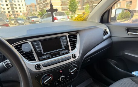 Hyundai Solaris II рестайлинг, 2021 год, 1 729 000 рублей, 11 фотография