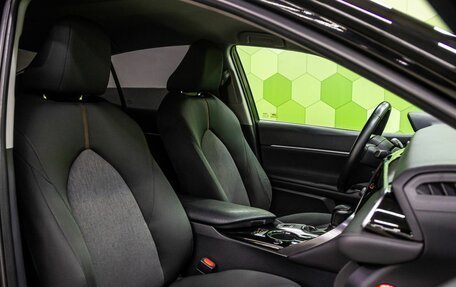 Toyota Camry, 2019 год, 2 840 000 рублей, 11 фотография