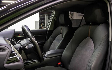 Toyota Camry, 2019 год, 2 840 000 рублей, 12 фотография