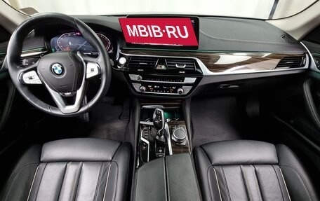 BMW 5 серия, 2020 год, 2 666 000 рублей, 6 фотография