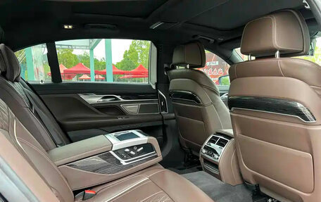 BMW 7 серия, 2021 год, 5 450 213 рублей, 9 фотография