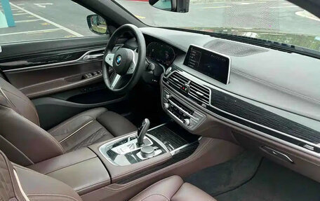 BMW 7 серия, 2021 год, 5 450 213 рублей, 10 фотография