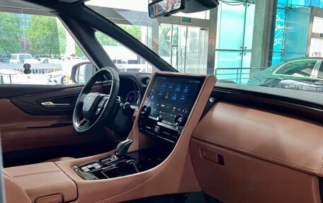 Toyota Alphard, 2024 год, 11 253 123 рублей, 16 фотография
