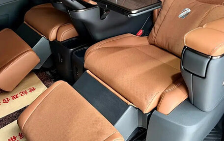 Toyota Alphard, 2024 год, 11 253 123 рублей, 19 фотография