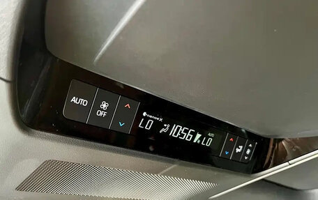 Toyota Alphard, 2024 год, 11 253 123 рублей, 23 фотография