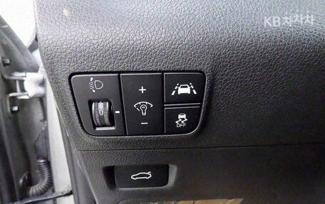 KIA K5, 2021 год, 2 000 000 рублей, 13 фотография