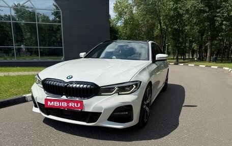 BMW 3 серия, 2020 год, 3 450 000 рублей, 2 фотография