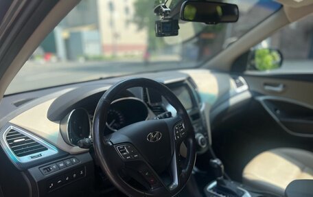 Hyundai Santa Fe III рестайлинг, 2017 год, 2 800 000 рублей, 10 фотография
