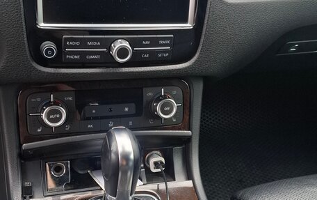 Volkswagen Touareg III, 2013 год, 2 600 000 рублей, 7 фотография