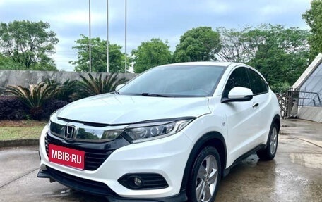Honda Vezel, 2022 год, 1 270 000 рублей, 1 фотография