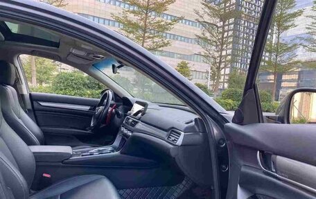 Honda Accord IX рестайлинг, 2022 год, 2 000 000 рублей, 10 фотография