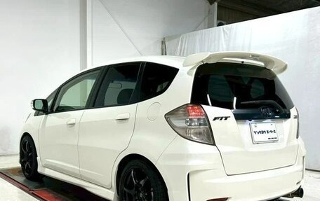 Honda Fit III, 2013 год, 725 000 рублей, 3 фотография