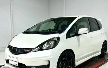 Honda Fit III, 2013 год, 725 000 рублей, 6 фотография