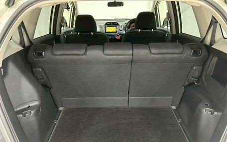 Honda Fit III, 2013 год, 725 000 рублей, 19 фотография